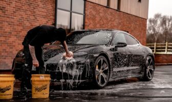 Washing Car