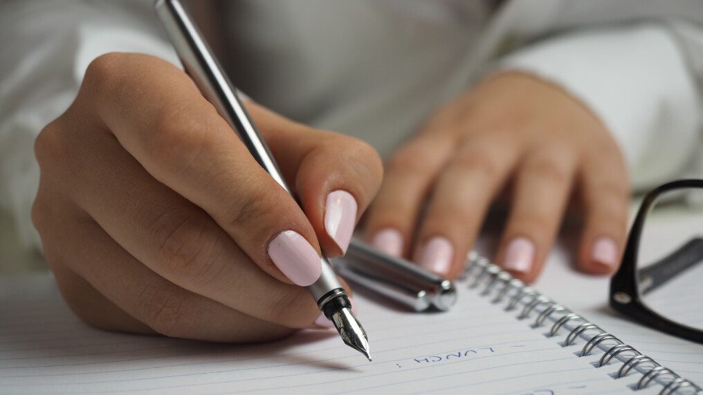 Handwritten Note the Key to Brand Success