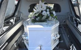 Coffin Vs. Cremation