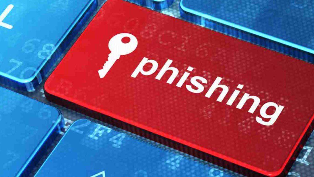 what is a common indicator of a phishing attempt